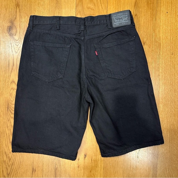 Levi's Men's Dark Denim Shorts - Picture 2 of 4
